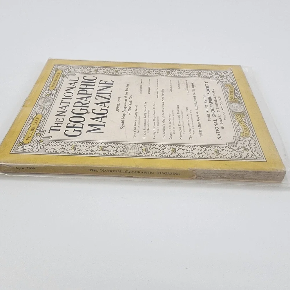 National Geographic Magazine April 1939 No Insert‎